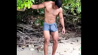 Procurando um cuzinho pra torar